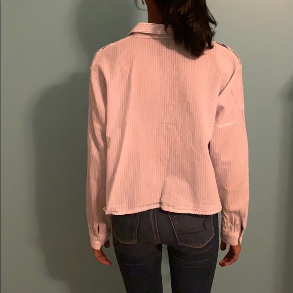 Cute striped top! - Picture 2 of 3